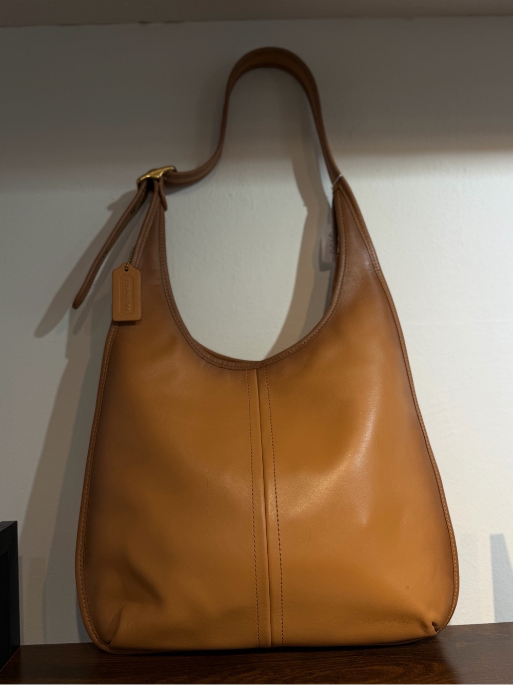 Vintage Coach Ergo Shoulder Bag 33 – Burnished Tan Leather
